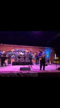 Lauren Mitchell Band 