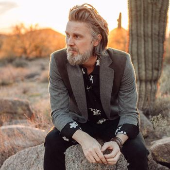 Grady Hoss AZ photoshoot (photo by Devin Nicole Photography)
