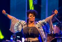 Jill Scott- Live in the Moment Tour