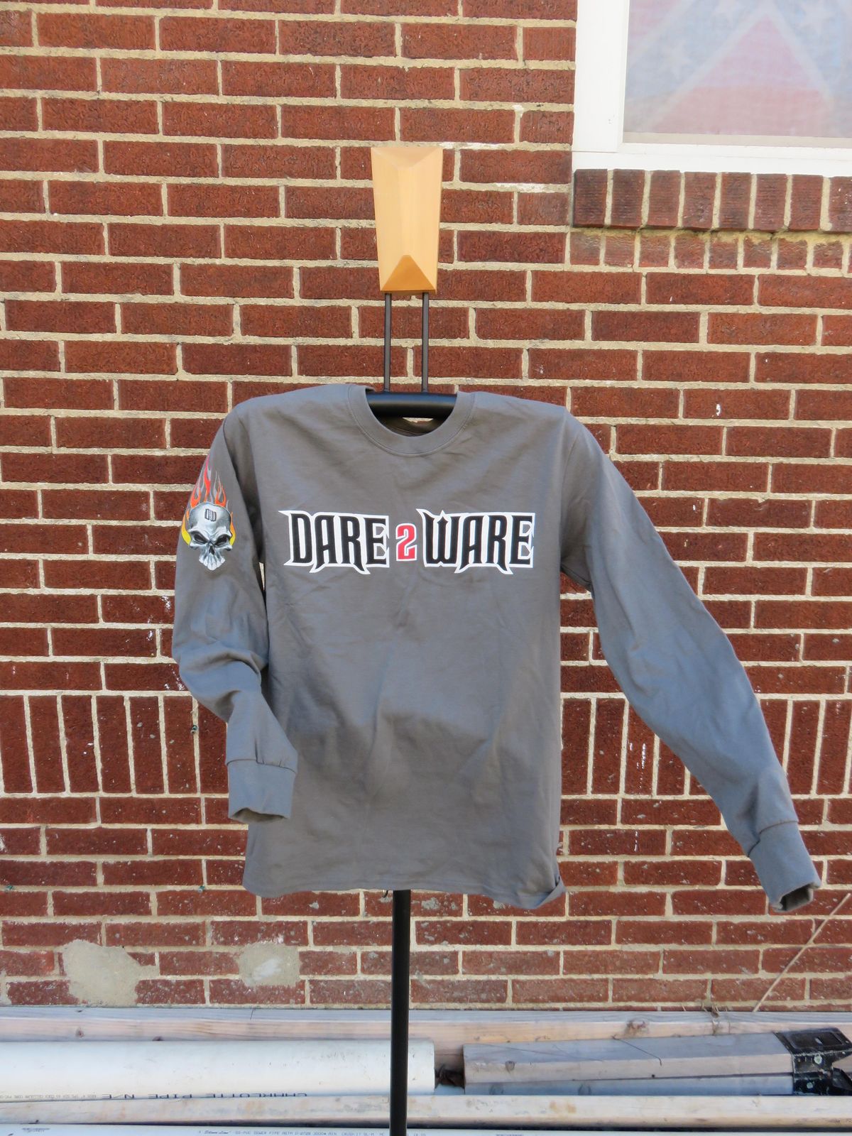 LONG SLEEVE w/ SKULL - CHARCOAL (PLUS)