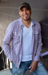 Writer Round with Nick Serro