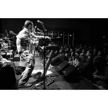 Chris Morris w/Stranger Band Live in Santa Ana, CA (Photo by: Doug MacDonald)
