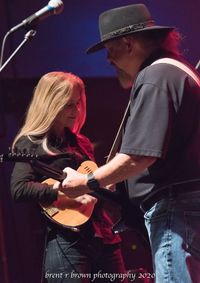 John and Molly are playing at Lewis Center 