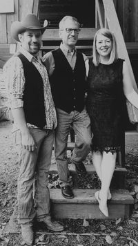 Queen's Bluegrass at Birdsview Brewing Co