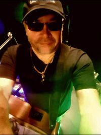 Brian Carmona Music at Plaza Azteca Norfolk Premium Outlets 