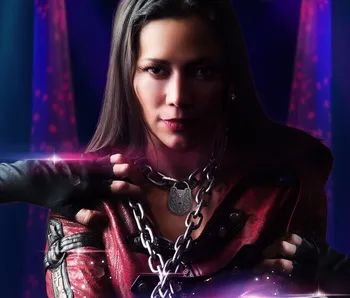 Madame Houdini Illusionist Stars in Super Stars of Magic
