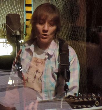 Amy singing @ Panther Creek
