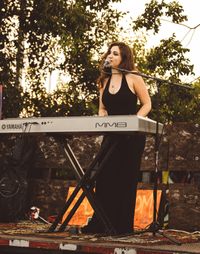 Ha1ey Live at Riva 