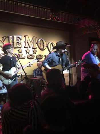 Jamming w our friends!
