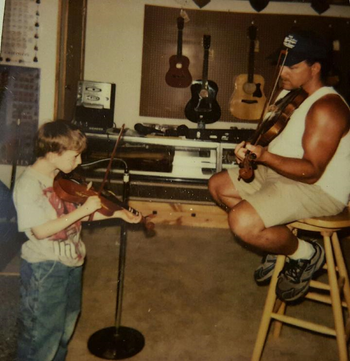 Eddie Teaching new musicians
