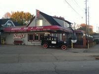 16 Paces @ "Historic" Scotty's Bar & Pizza