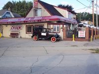 16 Paces @ "Historic" Scotty's Bar & Pizza