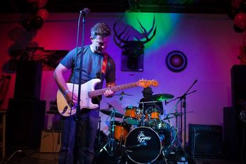 Venice Ale House Rose Room 8/5/17
