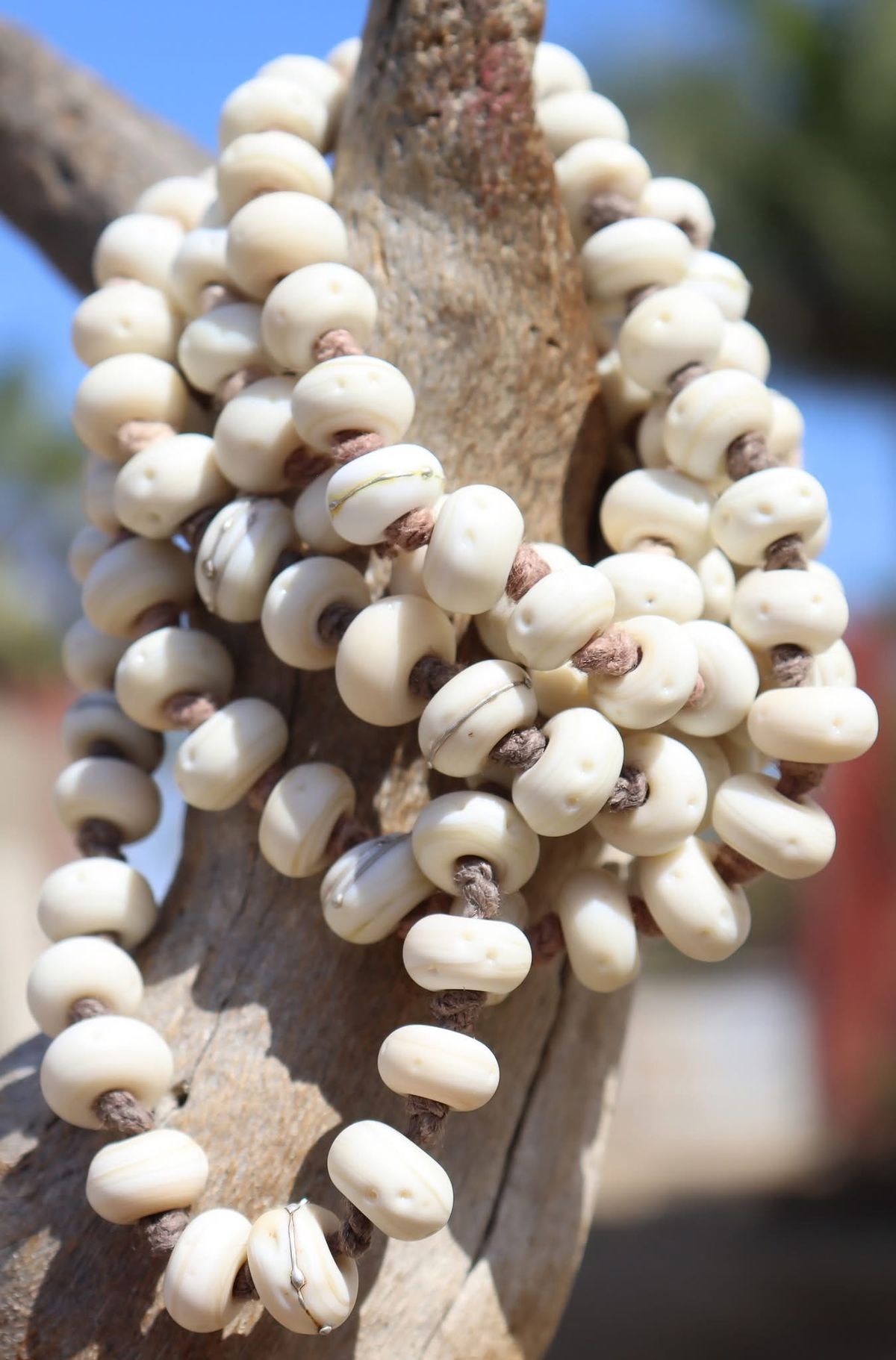Shell Ivory Necklace