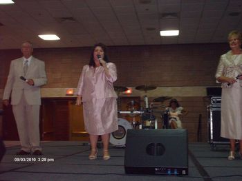Anna singing Grace For Grace Gatlinburg Gathering 2010
