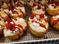Rich plays Irene's Donuts on Fourth 