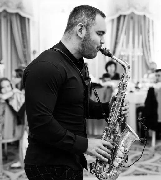 live musician, saxaphone player, guitarist, events, weddings