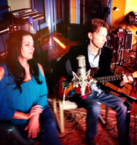 Rebekah Meldrum & Paul Holdman Acousic Duo 