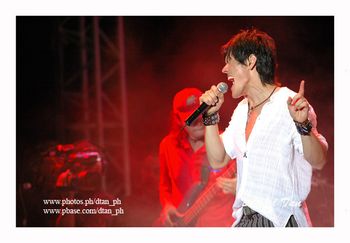 MiG @ MTV Music Summit - Manila, Philippines 2005
