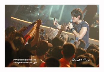 MiG @ NU-107 Rock Awards - Manila, Philippines 2005

