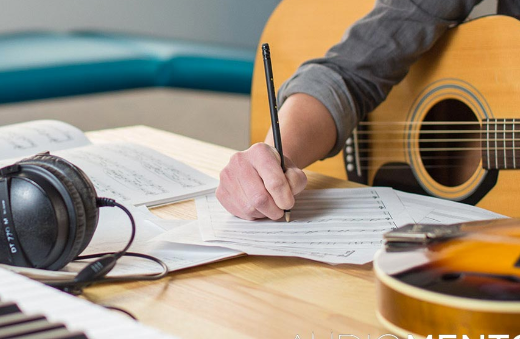 SONGS 101:"WRITE YOUR FIRST SONG”  T(W)EEN 3-Day Workshop.  July 28-30, 2025