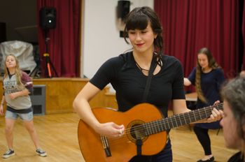 Simultaneous singing and dancing.
