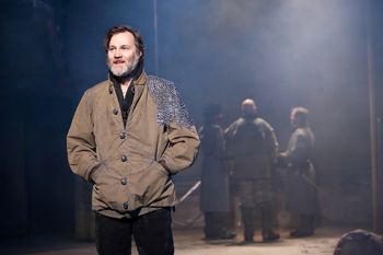 Macbeth with David Morrissey & Julia Ford. © Helen Warner
