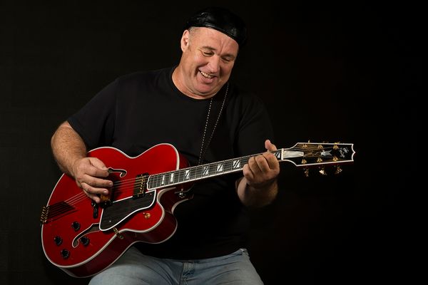 Wild Bill Durkin and Heritage Super Eagle Guitar (Photo Credit:Diane Justice)