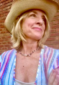 Kelly Riley - Solo Vocal/Guitar