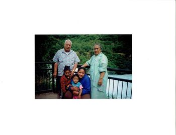 Tama & Tina & grandchildren
