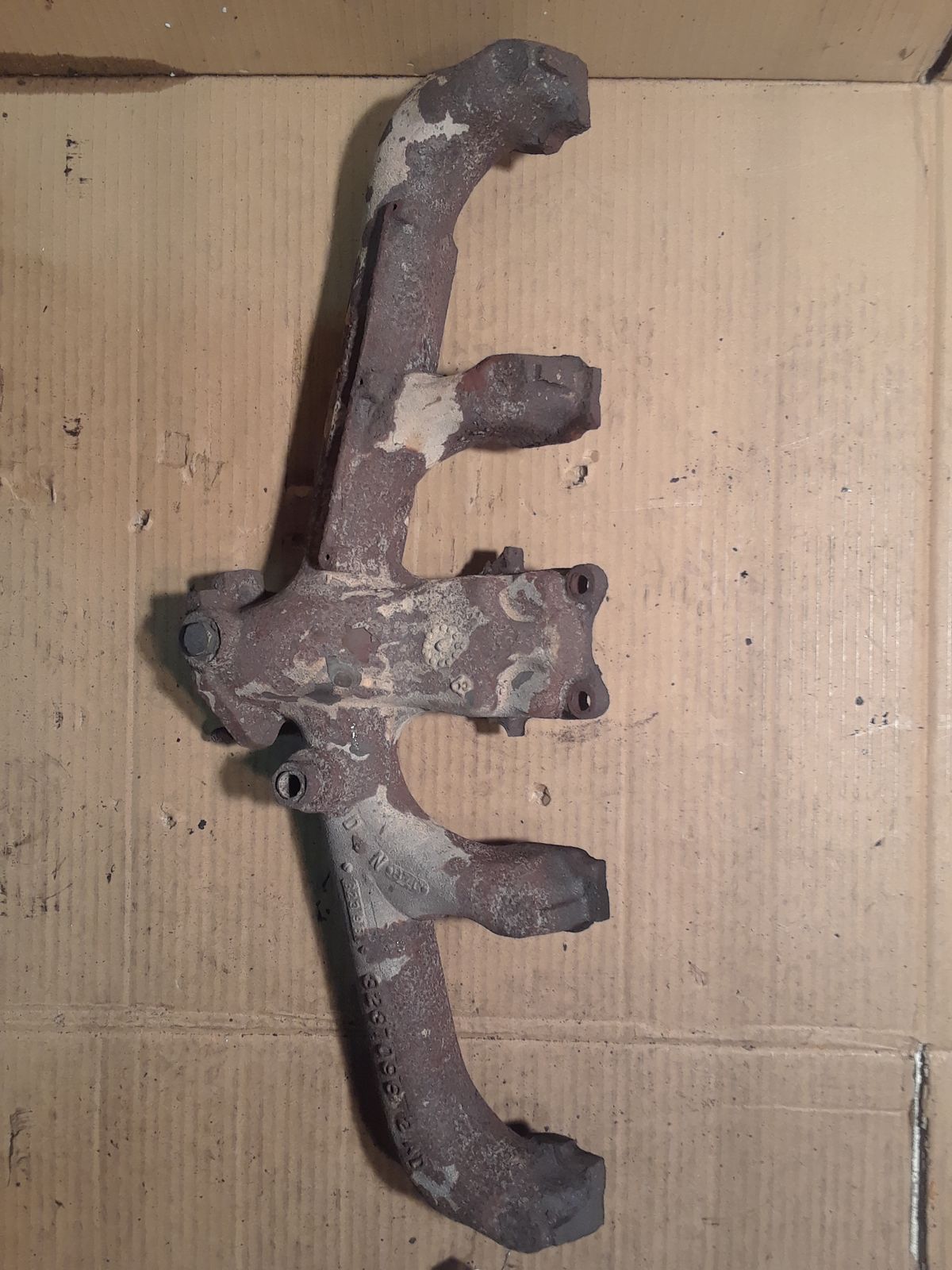 AMC 258 Exhaust Manifolds