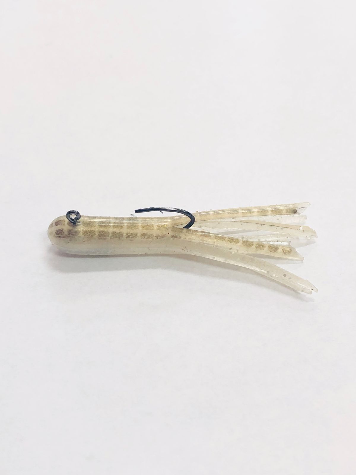 SCALE TOP PEARL GOLD MINIJIG TUBE BAIT 