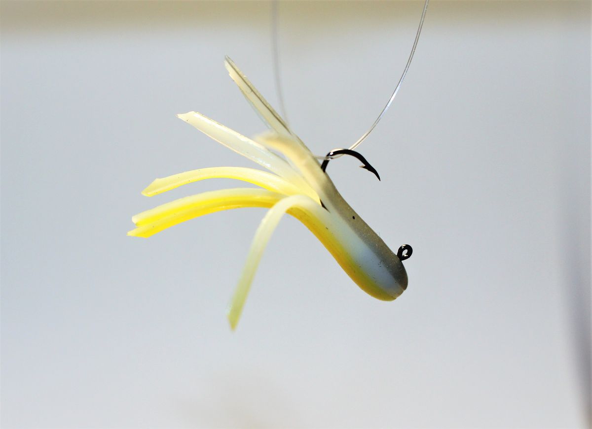 SILVER YELLOW TRICOLOR MINIJIG TUBE BAIT