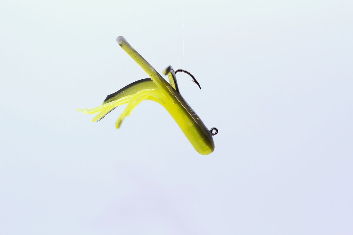 BLACK ON YELLOW CUSTOM MINIJIG TUBE BAIT