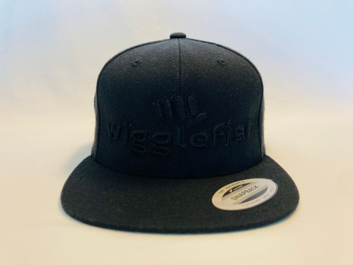 snapback hat