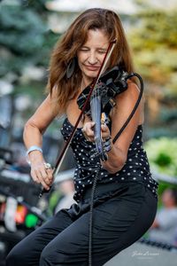 Heather Hardy's More Violin featuring Scarlet Rivera