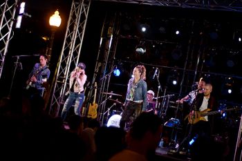 TONE CALL BAND-OUverture des terrasses de Grande-Allée, Qc, 2017 Photo: Marie-Christine Vachon
