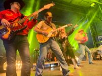 Joe Hudson w/ The Dukes Of Country