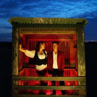 'ANOTHER DAY AT THE CIRCUS' - Live in concert - Download by Kathryn Roberts and Sean Lakeman