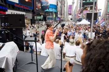 Alma has performed 3 times in Times Square
