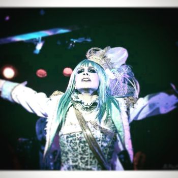 We Will Rock You
