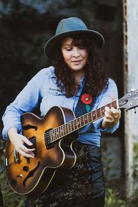 Laurie Anne at the August House