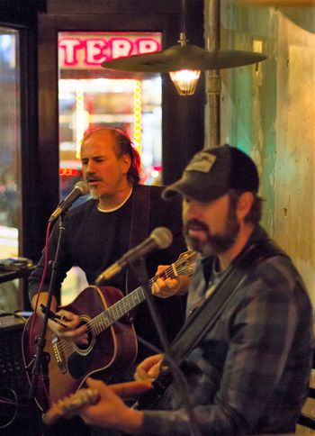 Winter & Strum @ Krupa
