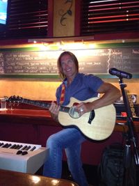 🍺Friday Night Live.. At Gerardi‘s 
