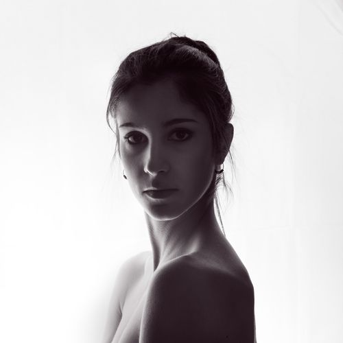Ballet Dancer Elisa Lons Les Grands music for ballet class Nolwenn Collet