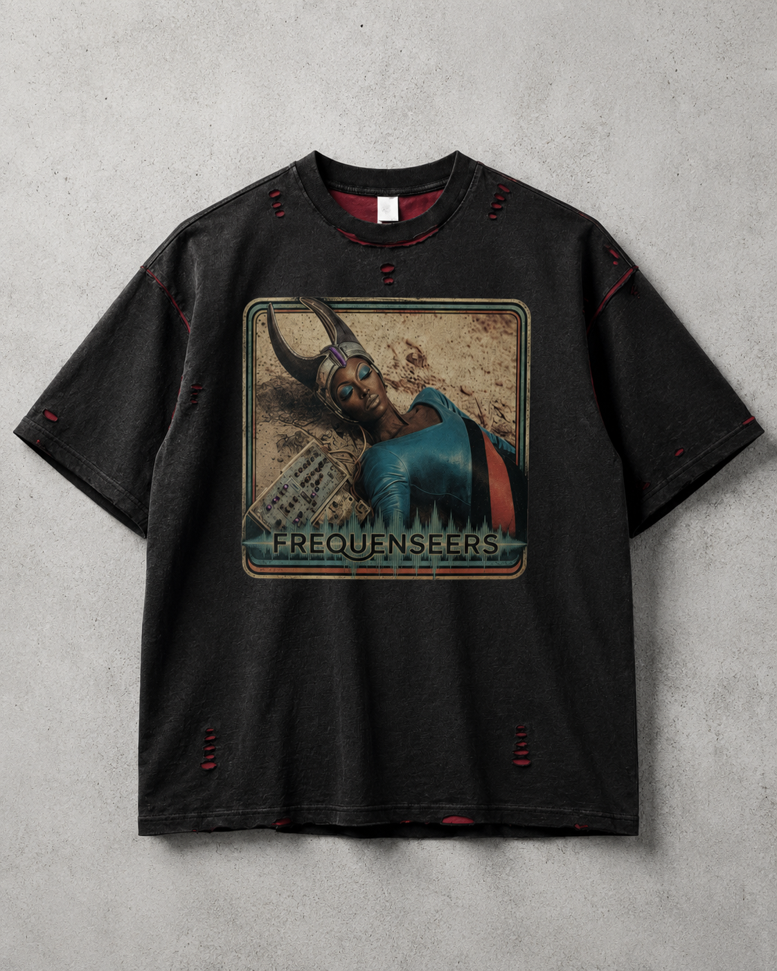 Frequenseers Dream Receiver Hand-frayed Reversible T-shirt