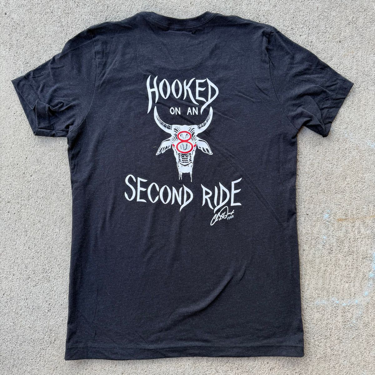 *NEW* 8 Second Ride Throwback Tee