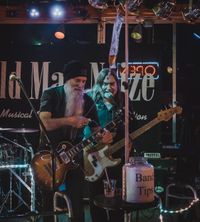 Old Man Noize @ Maple Street Tavern