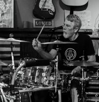 Old Man Noize @ Maple Street Tavern