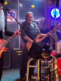 Old Man Noize @ Maple Street Tavern